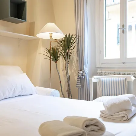 Appartement Sweet House In Petrarca Street