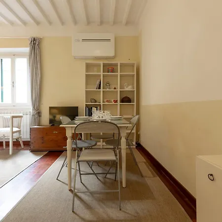 Sweet House In Petrarca Street * Florens